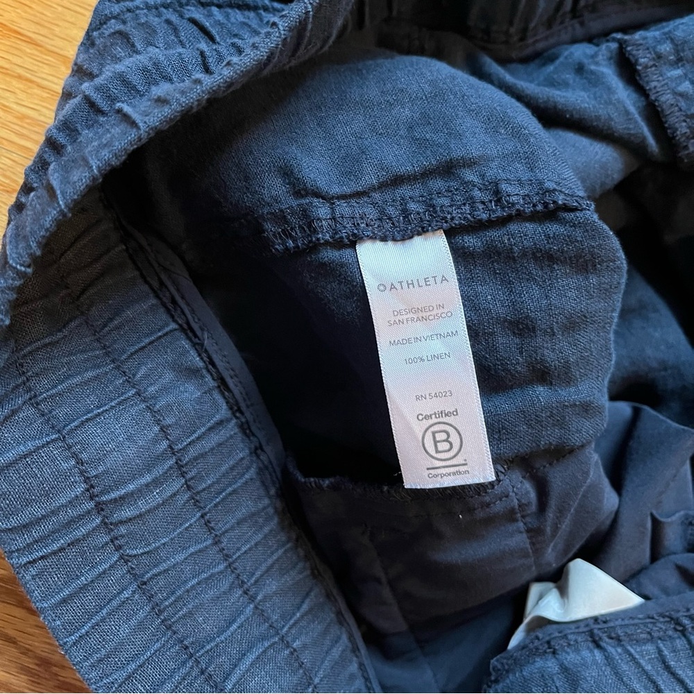 Athleta Cabo linen 4” navy blue short size 16 - Picture 3 of 5